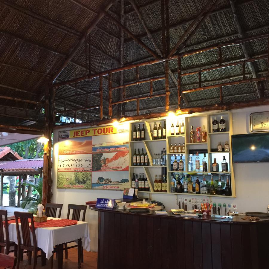 Minh Kha Hotel Mũi Né Buitenkant foto