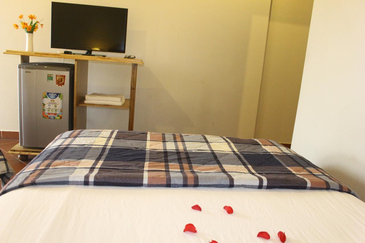 Minh Kha Hotel Mũi Né Buitenkant foto