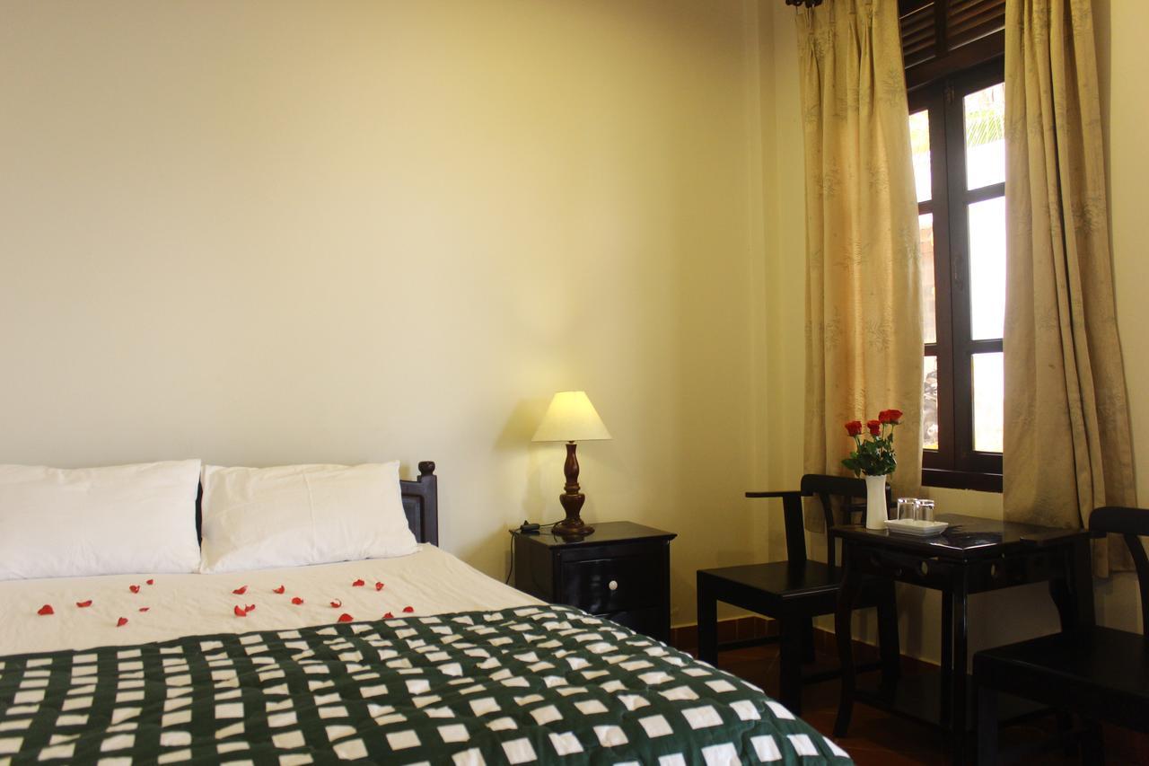 Minh Kha Hotel Mũi Né Buitenkant foto