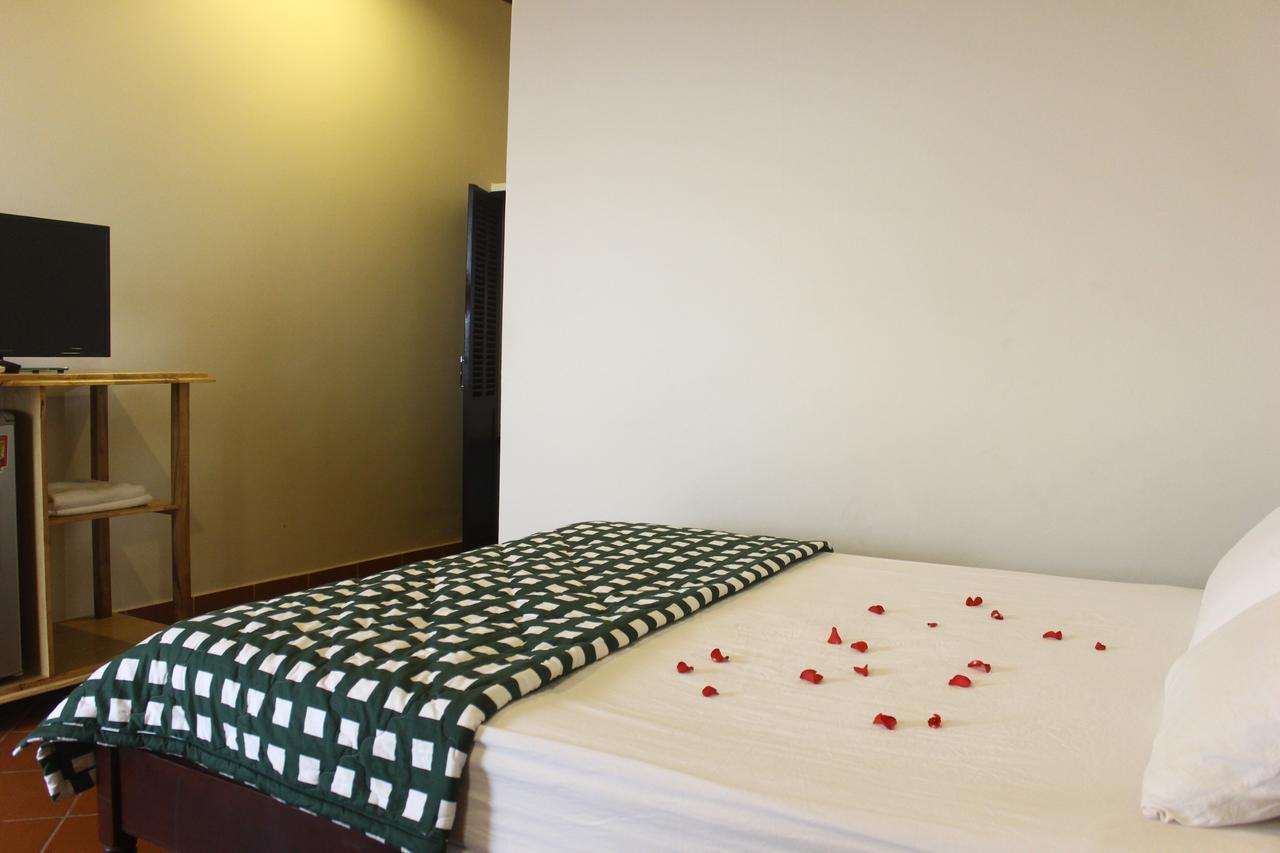 Minh Kha Hotel Mũi Né Buitenkant foto