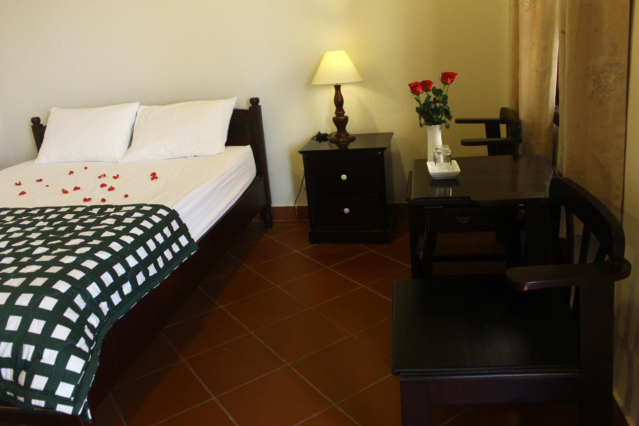 Minh Kha Hotel Mũi Né Buitenkant foto