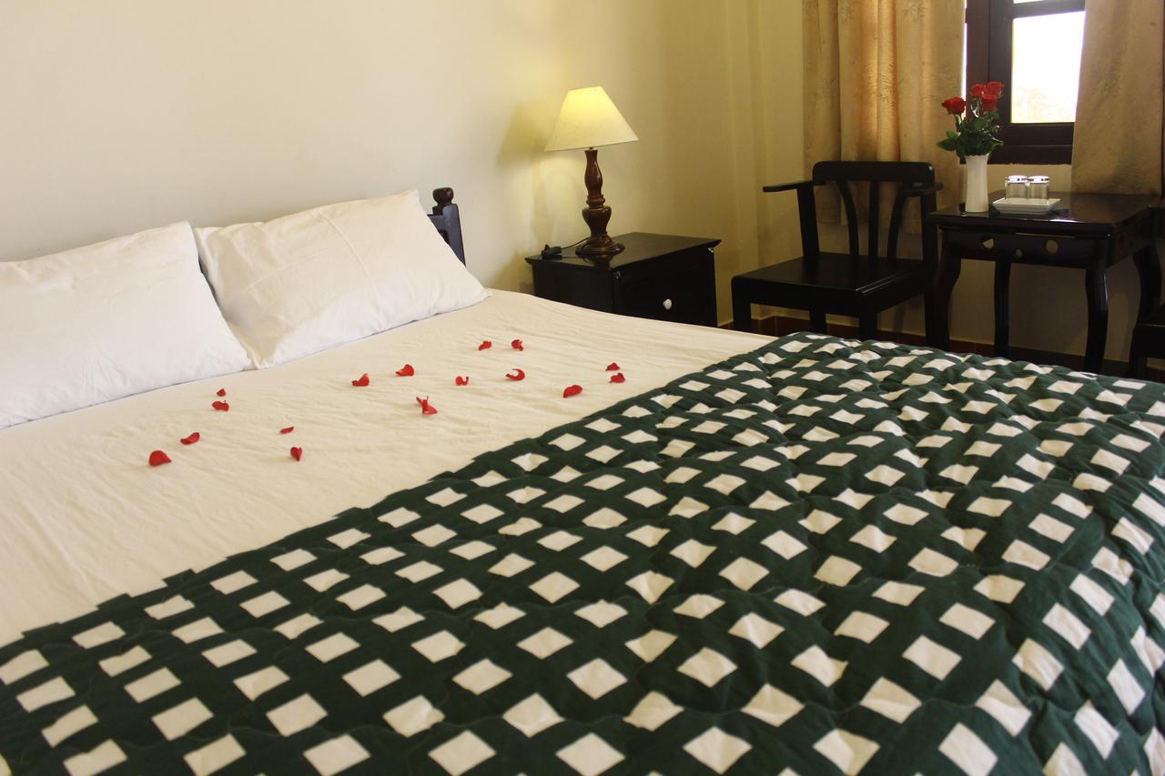Minh Kha Hotel Mũi Né Buitenkant foto