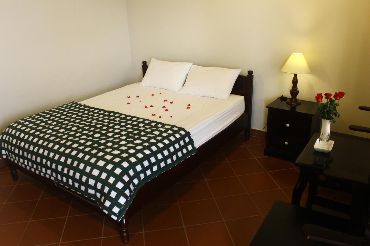 Minh Kha Hotel Mũi Né Buitenkant foto