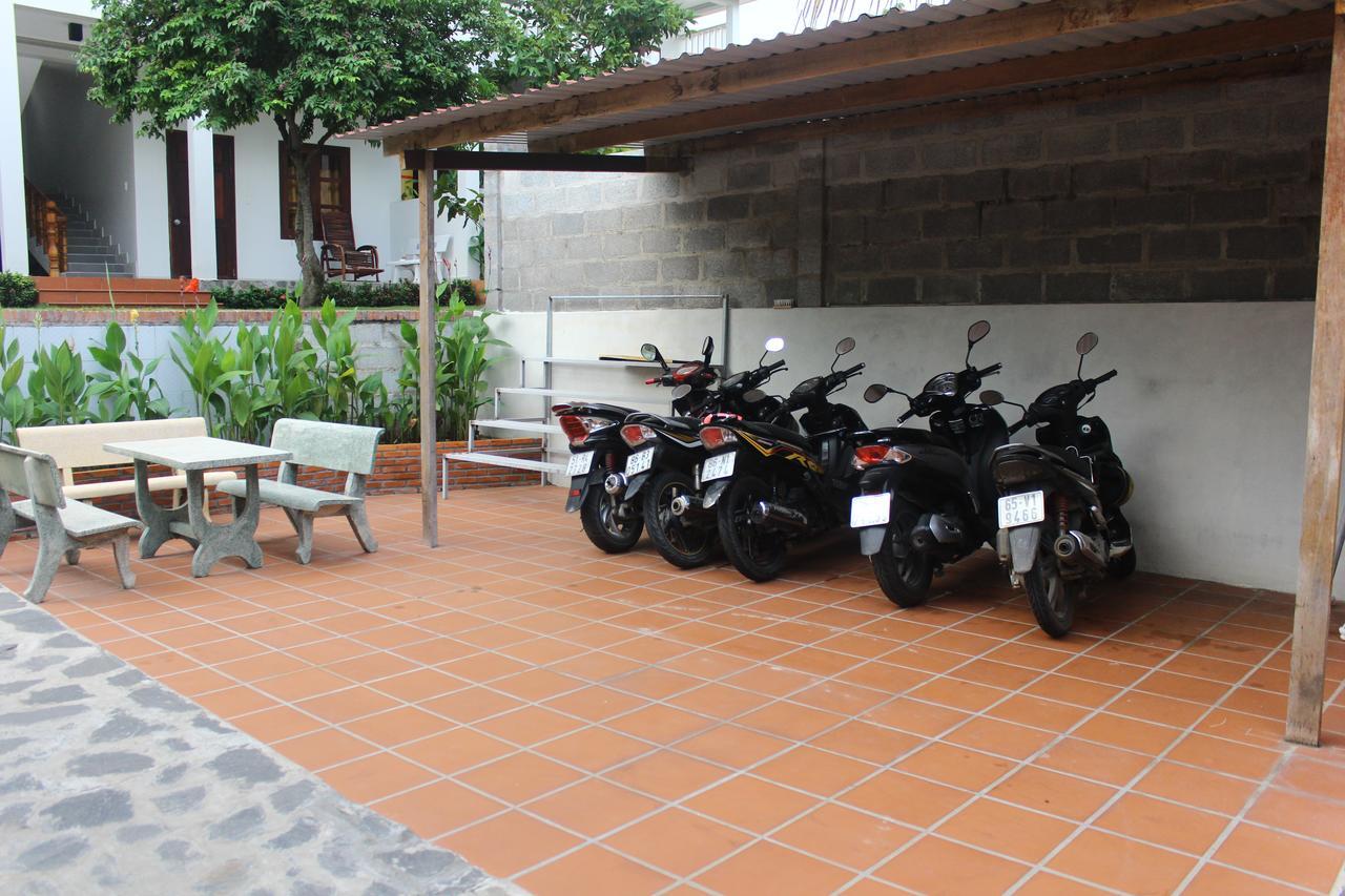 Minh Kha Hotel Mũi Né Buitenkant foto